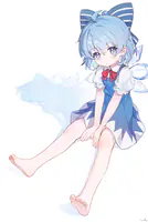 1004560